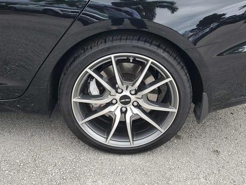 2026 Genesis G70 2.5T Standard