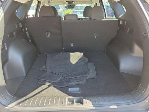 Portofino Gray 2023 Hyundai TUCSON SE