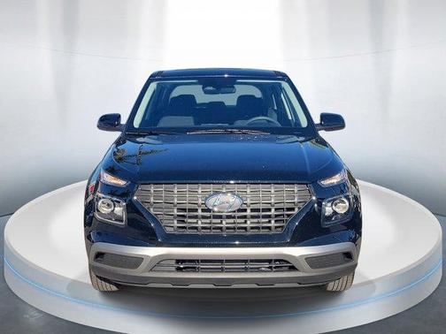 2025 Hyundai VENUE SE