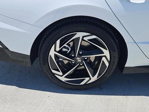 2025 Hyundai SONATA SEL Convenience
