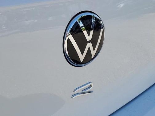 2024 Volkswagen Golf R 2.0T DSG