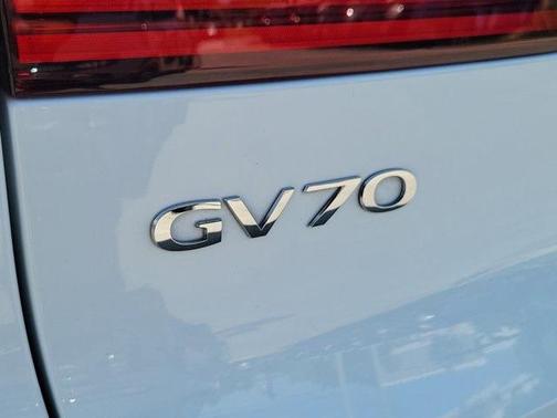 2024 Genesis Electrified GV70 Advanced