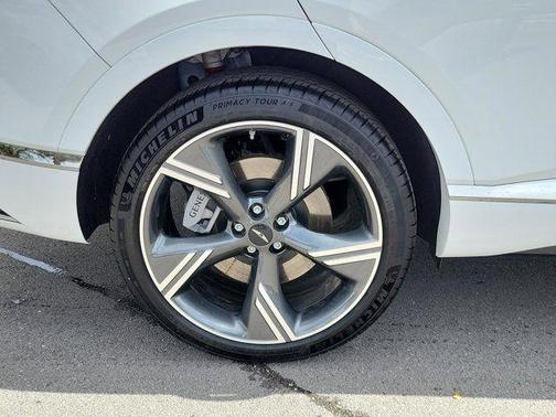 Alta White 2026 Genesis GV80 3.5T Prestige