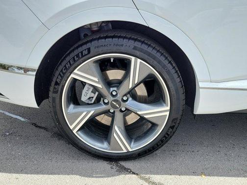 Alta White 2026 Genesis GV80 3.5T Prestige