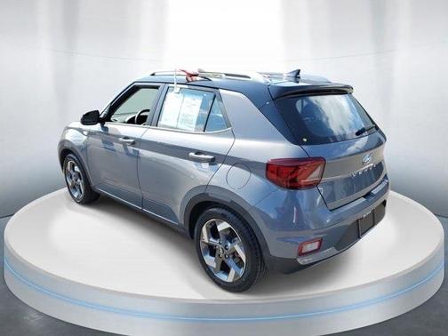 2022 Hyundai VENUE Limited