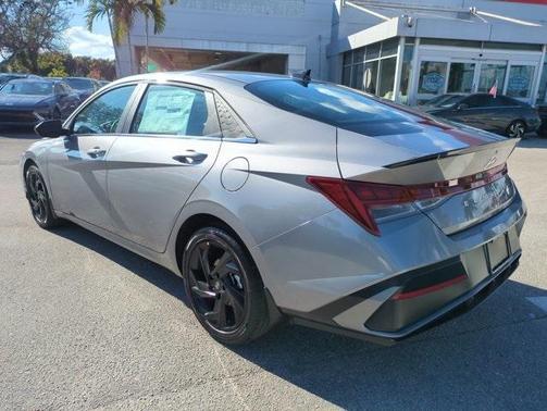 2026 Hyundai ELANTRA SEL