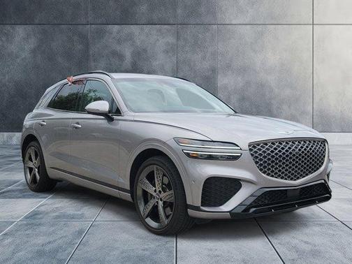 Savile Silver 2023 Genesis GV70 2.5T