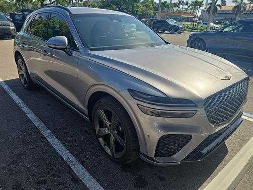 Savile Silver 2023 Genesis GV70 2.5T