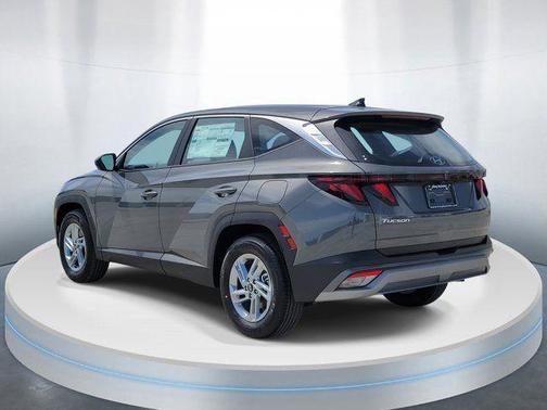 Hampton Gray 2026 Hyundai TUCSON SE