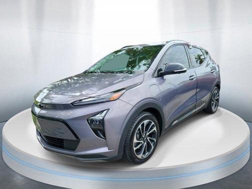 Gray Ghost Metallic 2023 Chevrolet Bolt EUV Premier
