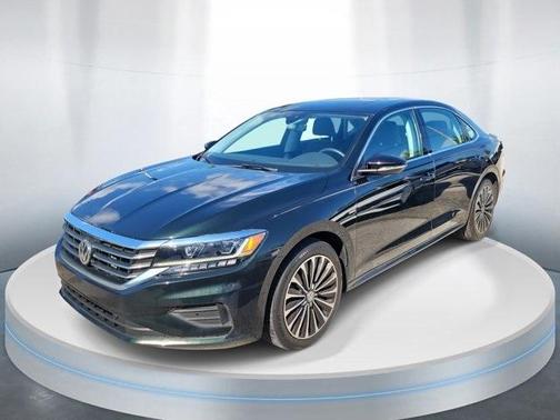 2022 Volkswagen Passat 2.0T Limited Edition