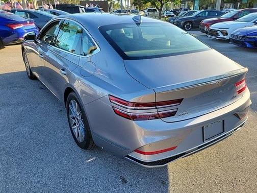 2025 Genesis G80 2.5T