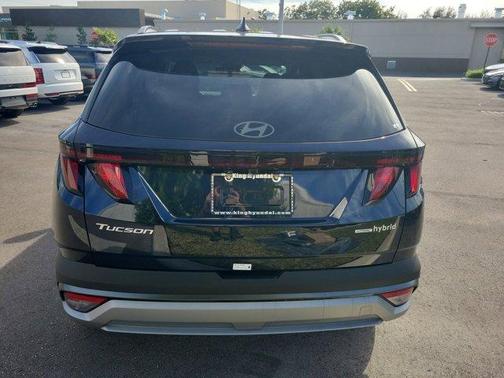 2026 Hyundai TUCSON Hybrid SEL