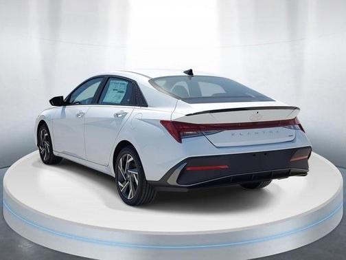 2025 Hyundai ELANTRA HEV SEL Sport