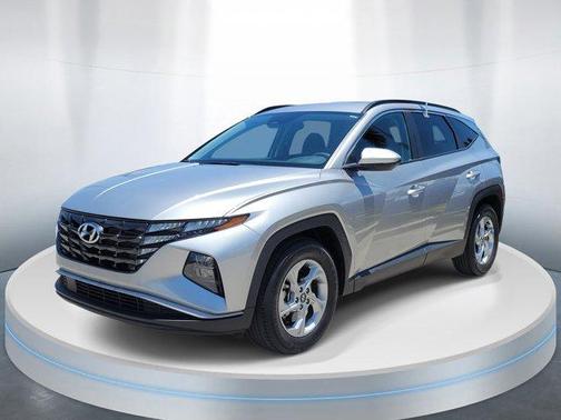 Shimmering Silver 2024 Hyundai TUCSON SEL