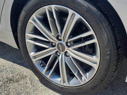 2019 Genesis G80 3.8