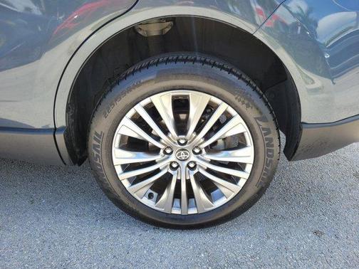 Coastal Gray Metallic 2023 Toyota Venza Limited