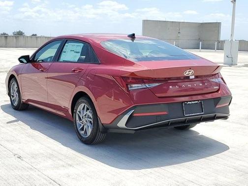 2025 Hyundai ELANTRA HEV Blue