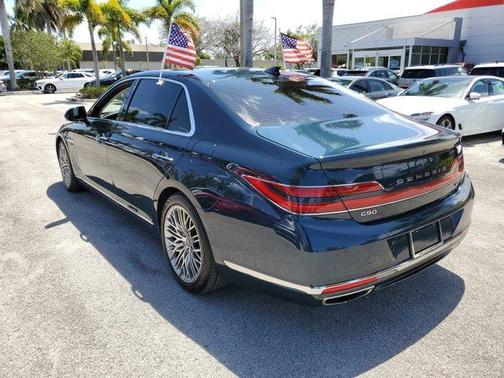 2022 Genesis G90 5.0 Ultimate