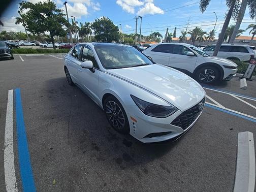2020 Hyundai SONATA Limited