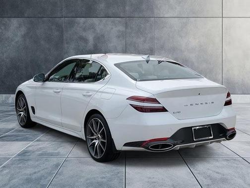 2025 Genesis G70 2.5T
