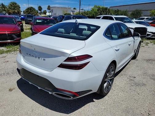 2025 Genesis G70 2.5T