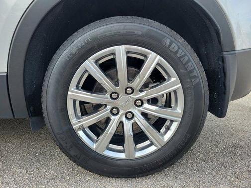 2022 Cadillac XT4 Premium Luxury