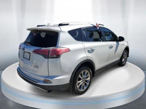 2017 Toyota RAV4 Hybrid Limited