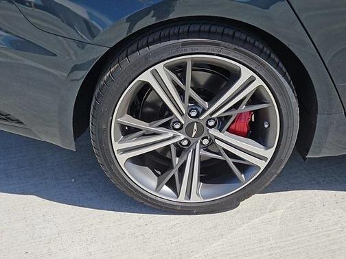 2024 Genesis G70 3.3T Sport Advanced