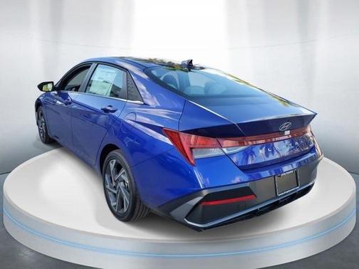 2025 Hyundai ELANTRA HEV Limited