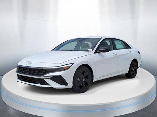 Serenity White Pearl 2026 Hyundai ELANTRA SEL Sport