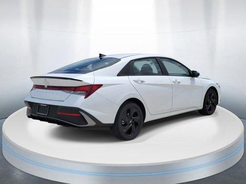 Serenity White Pearl 2026 Hyundai ELANTRA SEL Sport