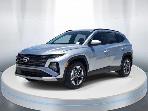 Shimmering Silver 2026 Hyundai TUCSON SEL