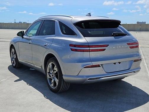 2025 Genesis Electrified GV70 Advanced