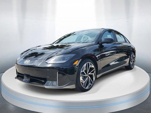 2025 Hyundai IONIQ 6 SEL