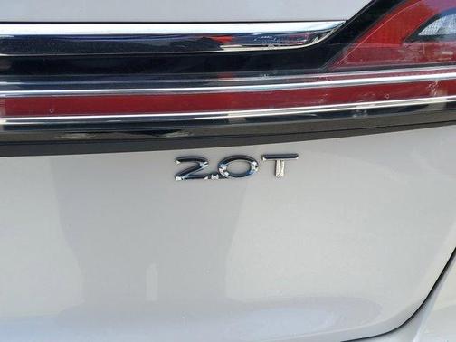 2019 Lincoln Nautilus Standard