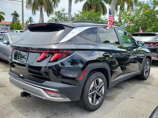 Phantom Black 2026 Hyundai TUCSON SEL
