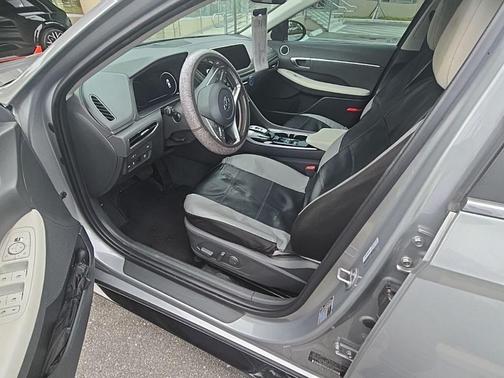 Silver 2023 Hyundai SONATA SEL