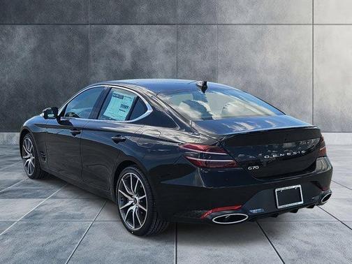 2026 Genesis G70 2.5T Prestige RWD