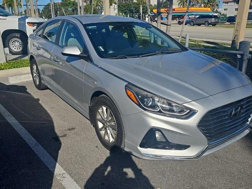 2019 Hyundai SONATA SE