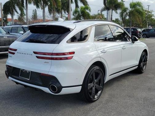 2023 Genesis GV70 2.5T