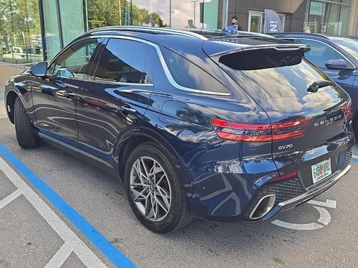 2022 Genesis GV70 2.5T