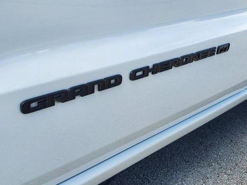 2021 Jeep Grand Cherokee 80th Anniversary