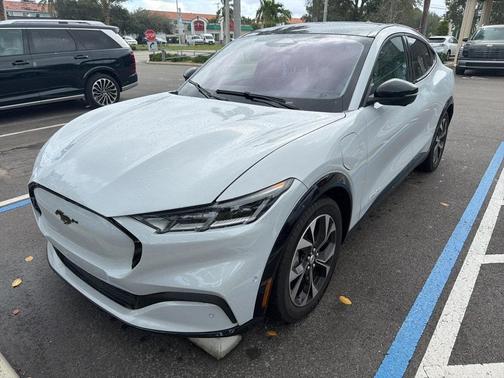 2022 Ford Mustang Mach-E Premium