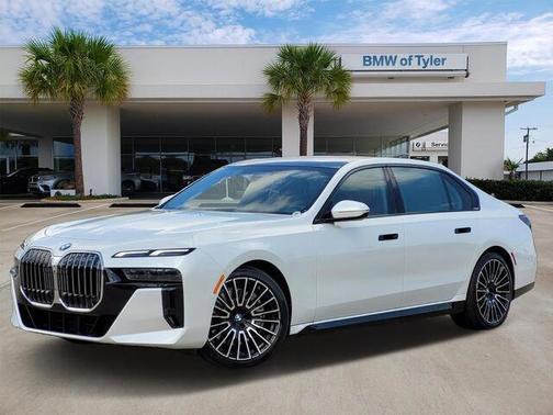 2024 BMW 760 