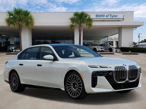 2024 BMW 760 