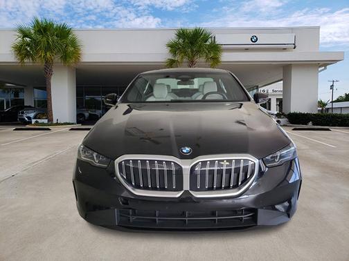 2024 BMW 530 