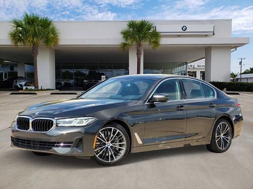 2022 BMW 530 