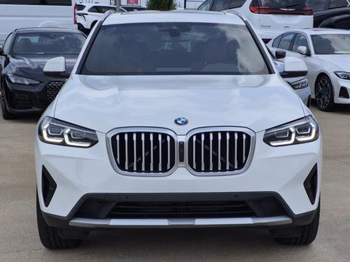 Alpine White 2024 BMW X3
