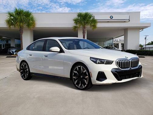 2024 BMW 530 